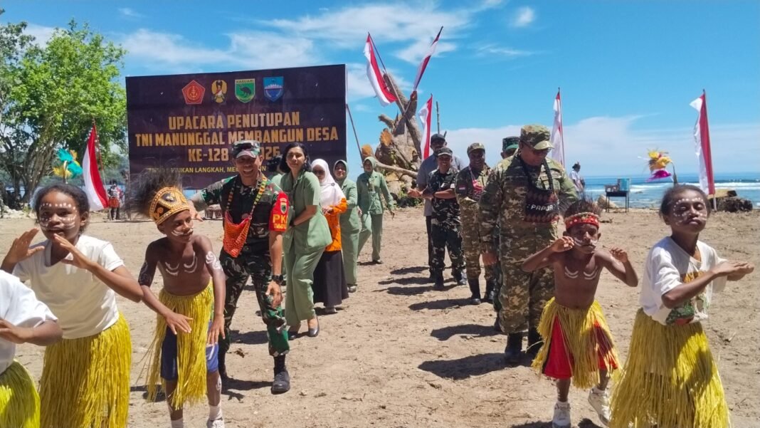 Penutupan TMMD ke-128: Tari Yospan Perkuat Hubungan TNI dan Rakyat