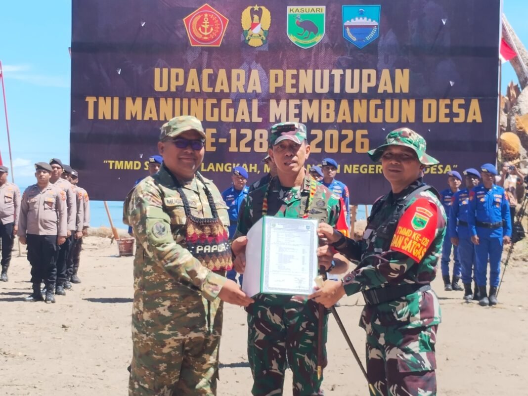 Penyerahan Hasil TMMD Ke-128 Oleh Kodim 1801/Manokwari Disaksikan Pangdam XVIII/Kasuari