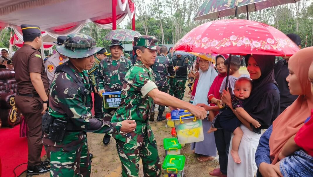 Acara Penutupan TMMD 128 Sediakan Sembako untuk Masyarakat