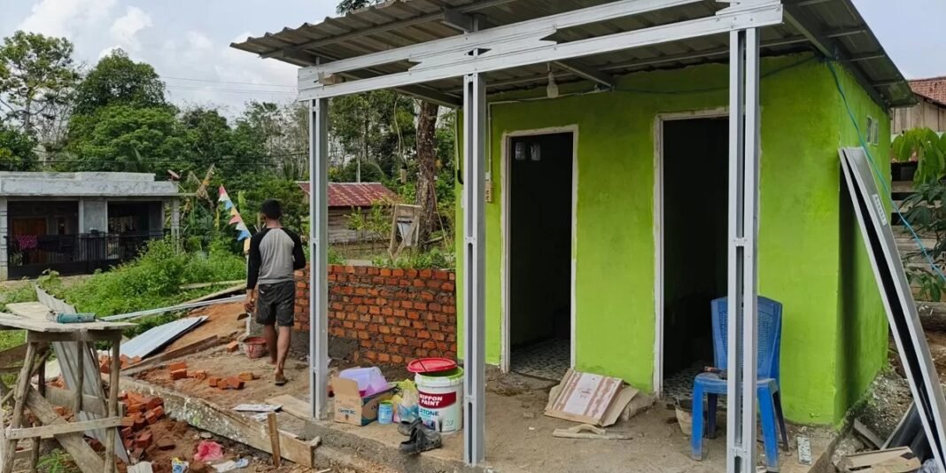 Kecepatan Pembangunan MCK oleh Satgas TMMD ke-128