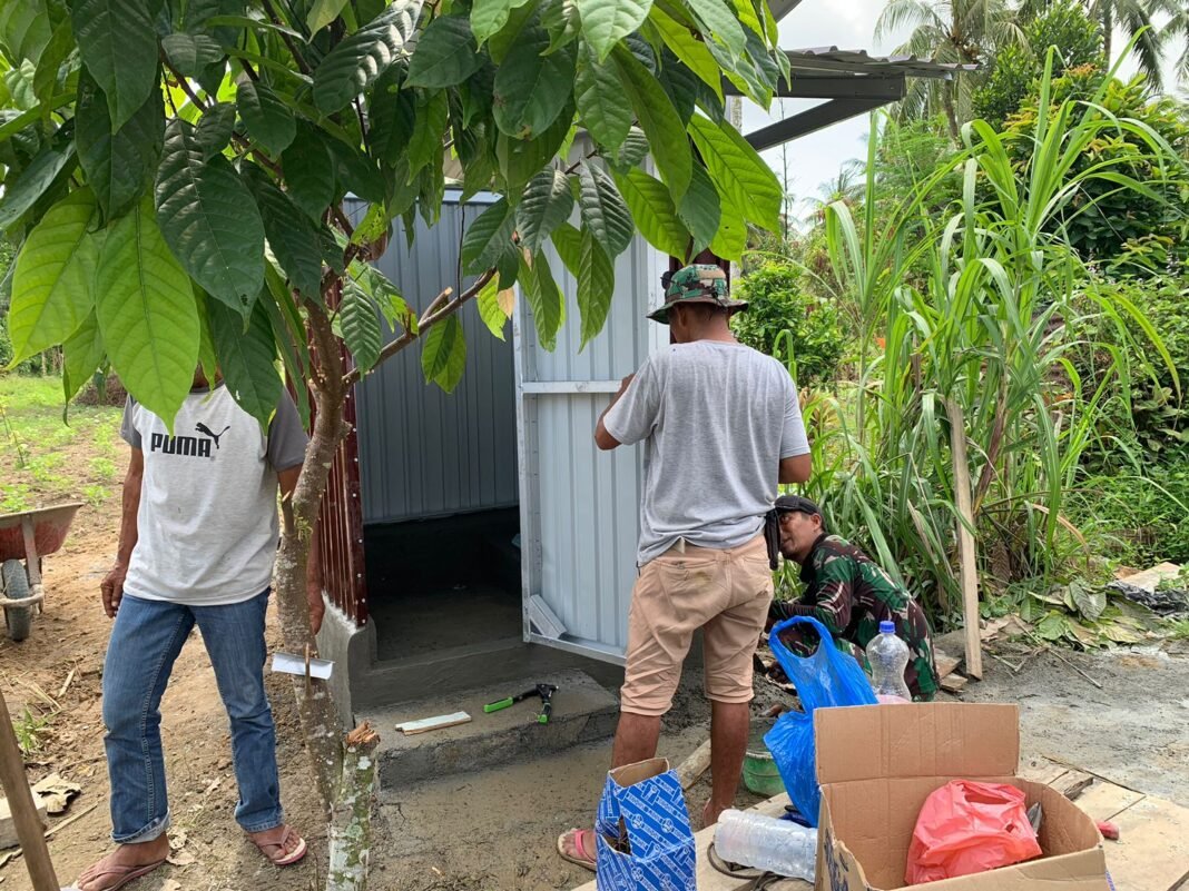 Pembangunan MCK Di Desa Sausu Trans Maju Pesat