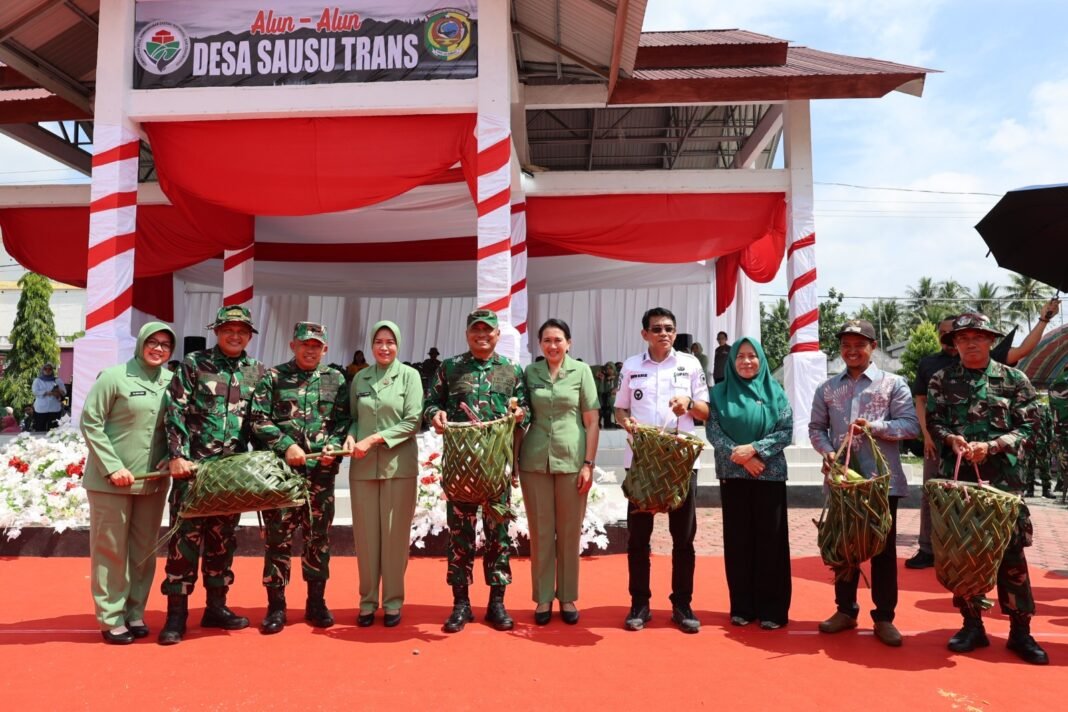 Suasana Kebersamaan di Penutupan TMMD ke-128