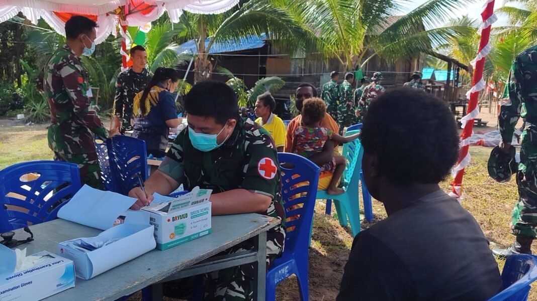 TNI Gelar Pengobatan Gratis dalam Penutupan TMMD Ke-128