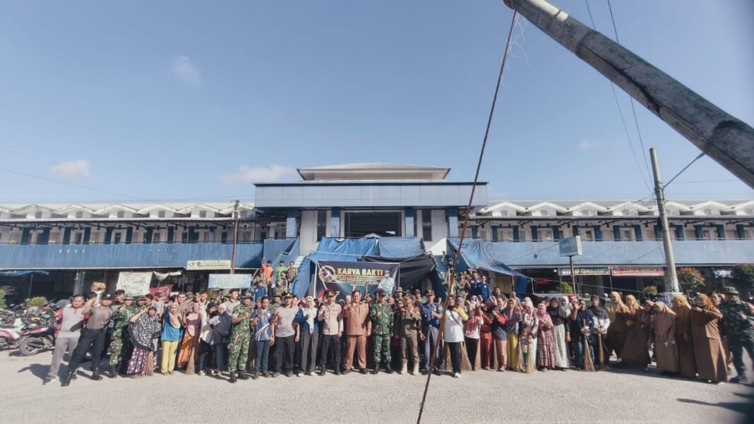 Kodam XIV/Hasanuddin Rayakan HUT ke-69 Lewat Karya Bakti di Sidrap