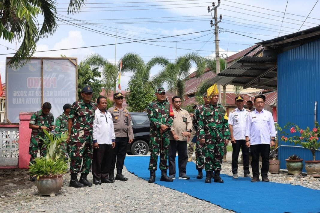 Kunjungan Tim Pengawas ke Proyek TMMD Ke-128 di Sausu Trans