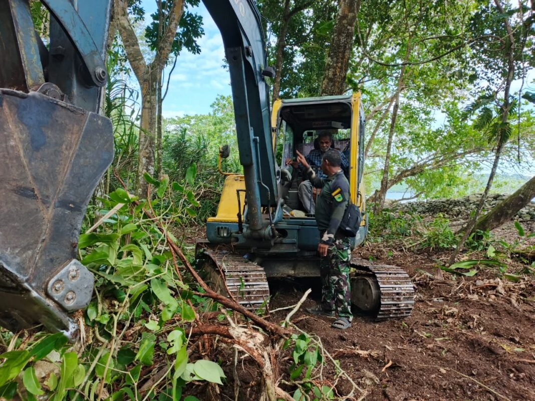 Program Unggulan Kasad Hadir di Manokwari Utara, Satgas TMMD Siapkan Kebun Kakao untuk Warga