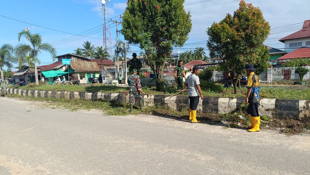 Sinergi Masyarakat dan TNI dalam Mewujudkan Lingkungan Sehat
