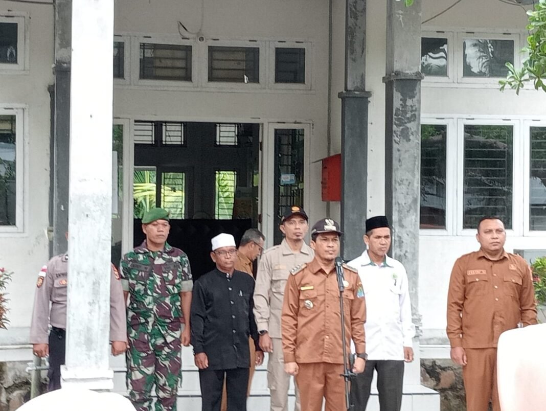 Perkuat Sinergi Lintas Instansi, Koramil Teunom Hadiri Apel Gabungan ASN Kecamatan Teunom