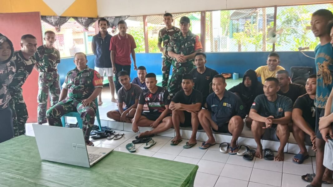 Kegiatan NOBAR Piala Dunia 2026 di Koramil 1705-06/Siriwo, Momen Berharga TNI dan Masyarakat