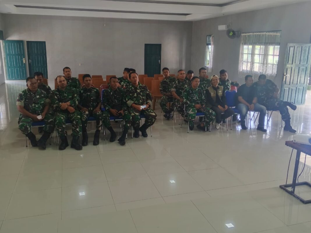 Menjaga Keharmonisan, TNI Gelar Nobar di Barito Selatan