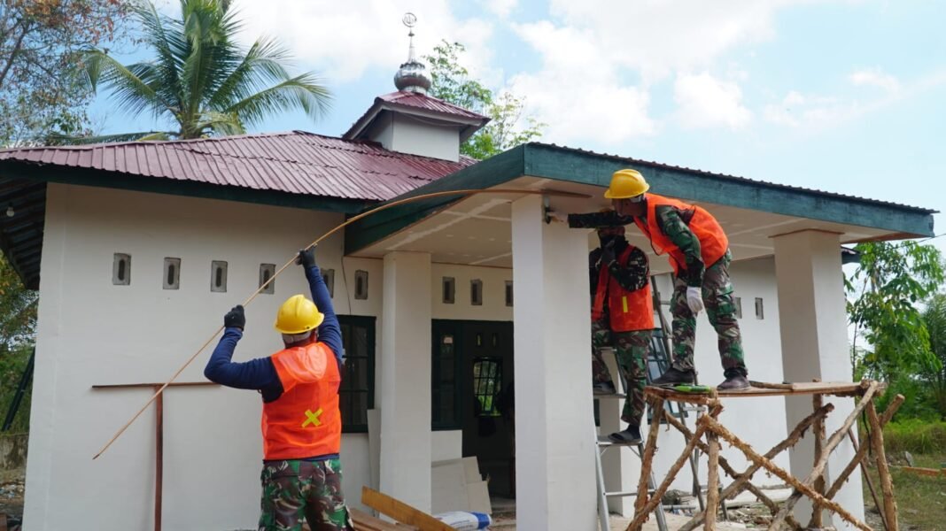 Kemajuan Pembangunan Musholla Darul Iman Dengan Lis Plafon