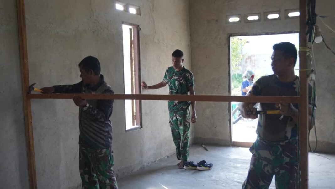 Pelaksanaan Karya Bakti RTLH oleh Kodim 1015/Sampit 2026