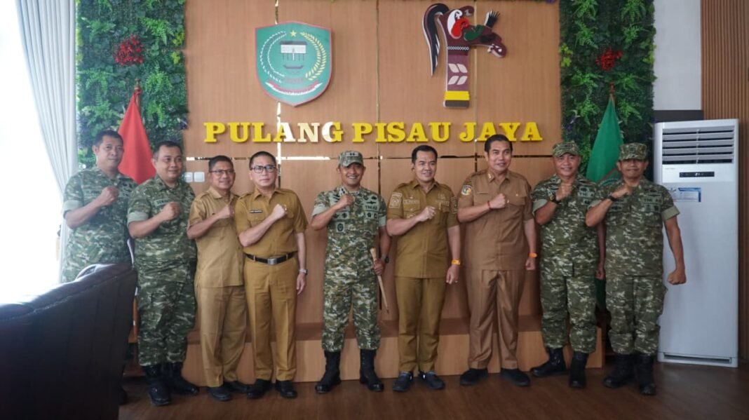 Sinergitas TNI dan Pemda dalam Kegiatan Anjangsana Dandim 1011/Klk