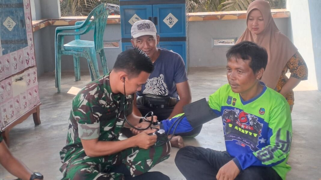 Prada Alim Iskandar dan Layanan Kesehatan Sosial di TMMD 129