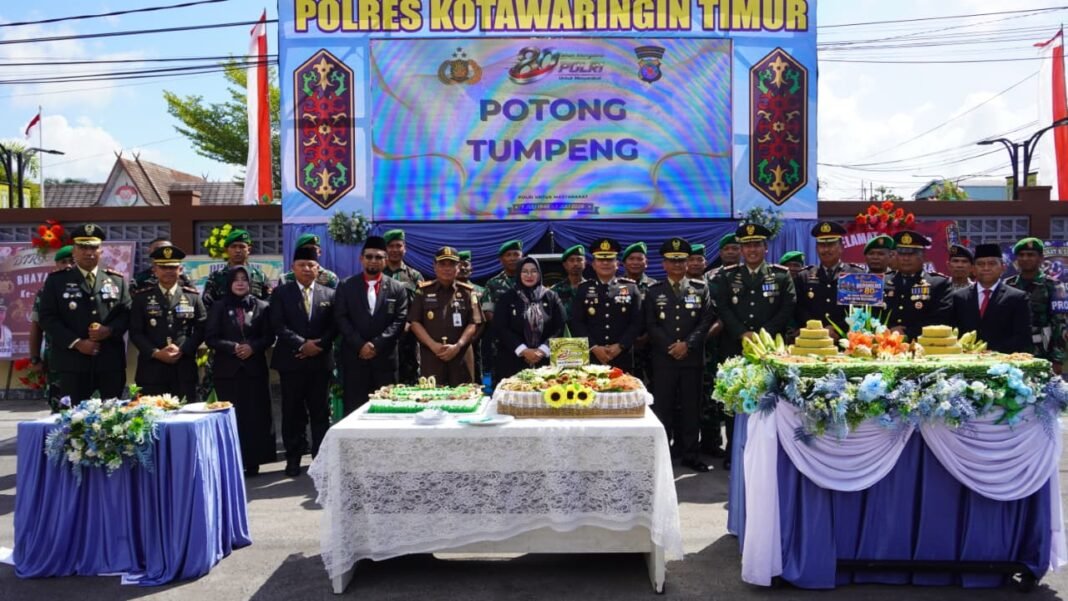Dandim 1015/Sampit Hadiri Upacara HUT Bhayangkara ke-80
