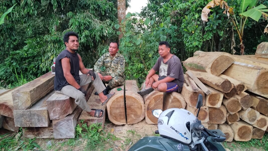 Kegiatan Komsos Babinsa Jehem Dukung Hubungan Baik dengan Warga