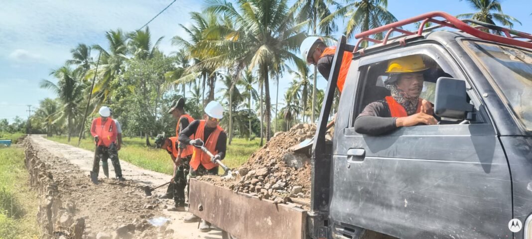 Pembangunan Jalan di Desa Bandar Raya Percepat Mobilitas Warga