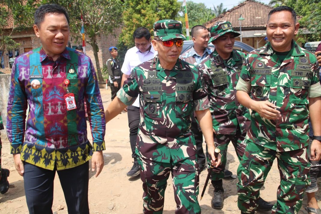 Danrem 043/Gatam Cek Langsung Proyek TMMD Ke-129 di Lampung Utara
