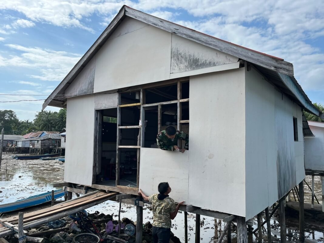 Progres Bangunan RTLH Ibu Salawiah: Pemasangan Kalsiboard Dimulai