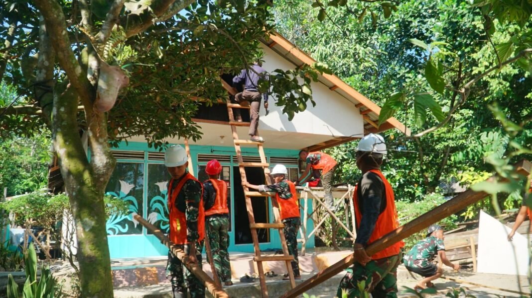 Pemasangan Plafon Kalsibut, Meningkatkan Kualitas RTLH