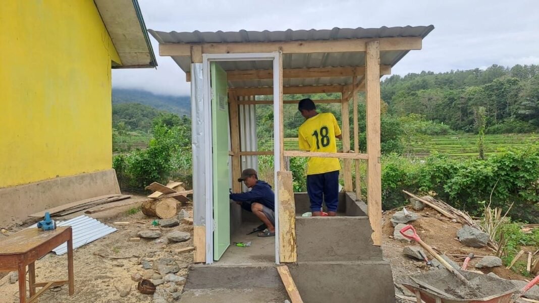 Kodim 1407/Bone Lanjutkan Proyek MCK di TMMD Ke-129