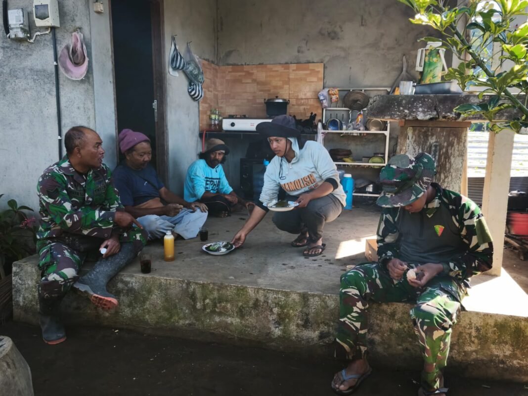 Kegiatan Ngopi Satgas TMMD Ke-129 untuk Serapan Aspirasi Desa Sekardadi
