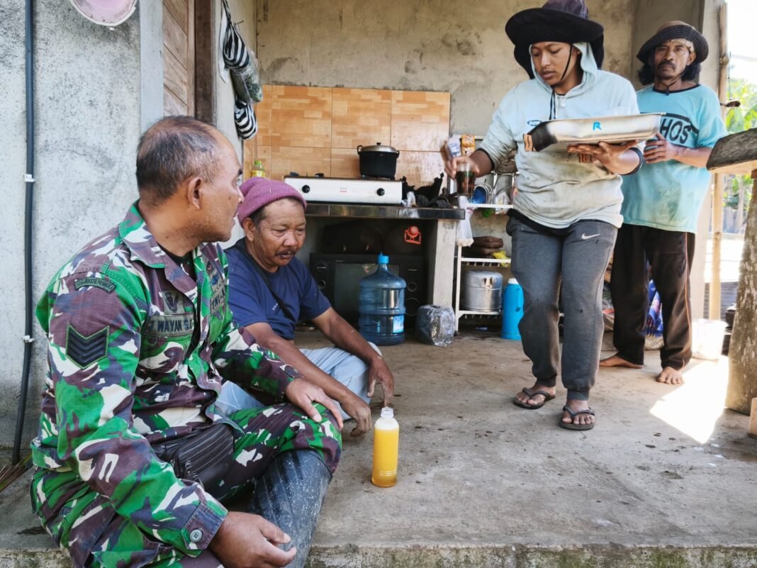 Interaksi TNI dan Masyarakat melalui TMMD