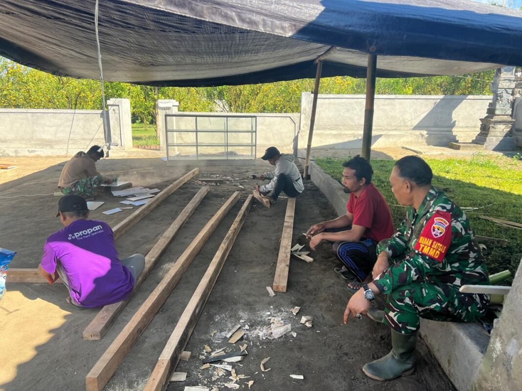 Hubungan TNI dan Warga Diperkuat dalam TMMD Ke-129 di Desa Sekardadi