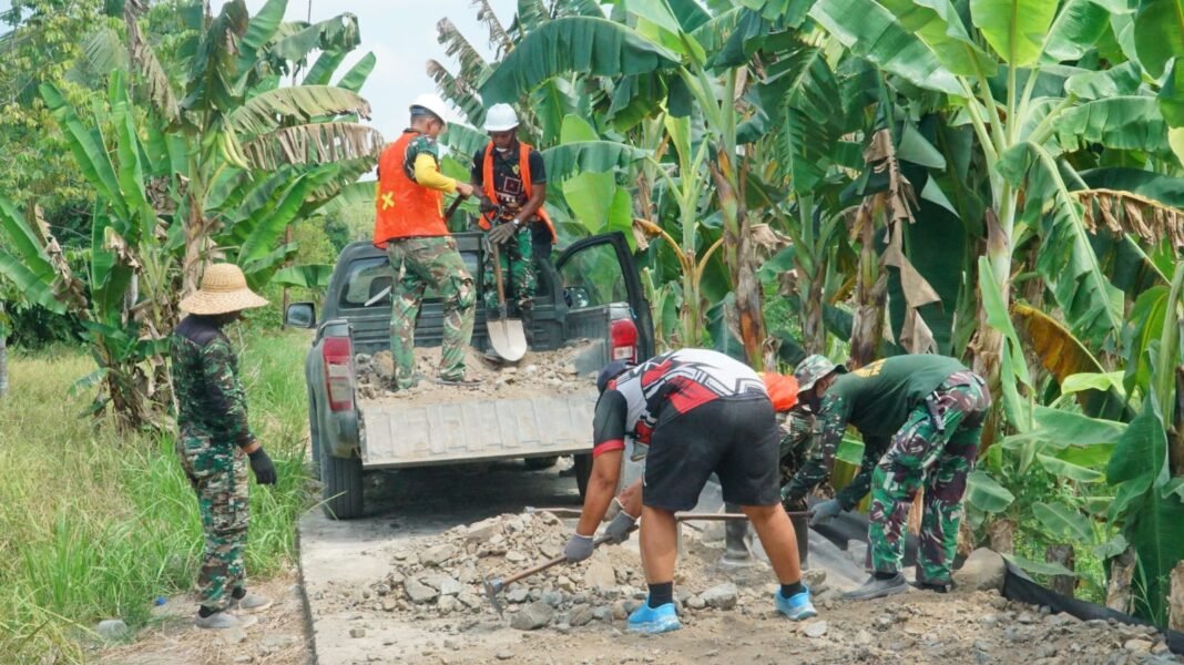 Proyek TMMD: Meningkatkan Kualitas Jalan Melalui Kerja Bersama