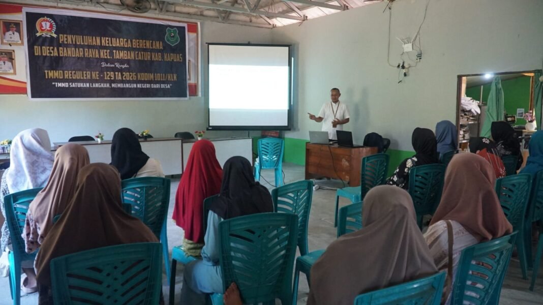 Antusias Warga dalam Kegiatan Penyuluhan Keluarga Berencana