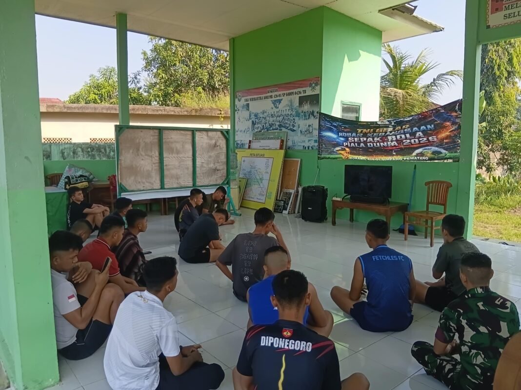 Kodim 0426/Tulang Bawang Rayakan Piala Dunia 2026 Lewat Nobar Bersama Warga