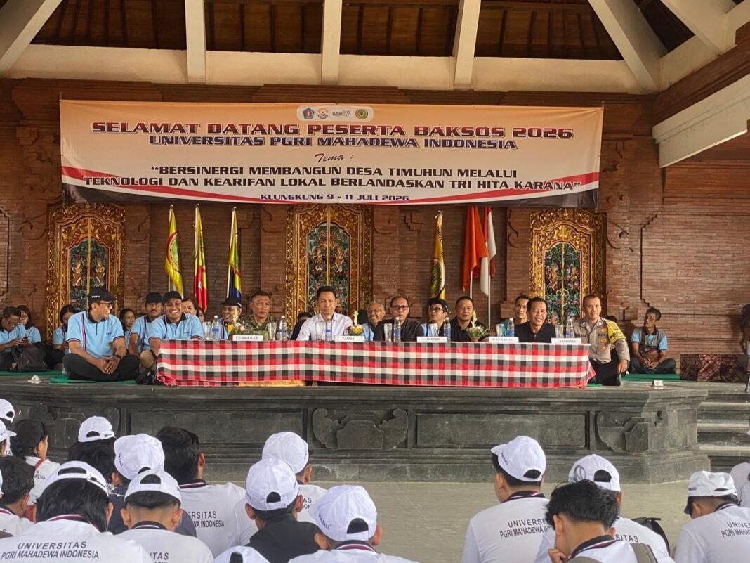 Suksesnya Bakti Sosial Universitas PGRI Mahadewa di Desa Timuhun