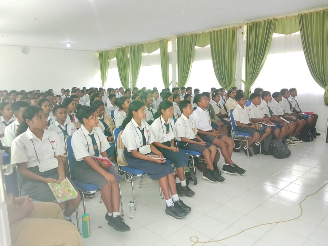 Penguatan Karakter di MPLS SMK Negeri 1 SoE Melalui Wawasan Wiyata Mandala