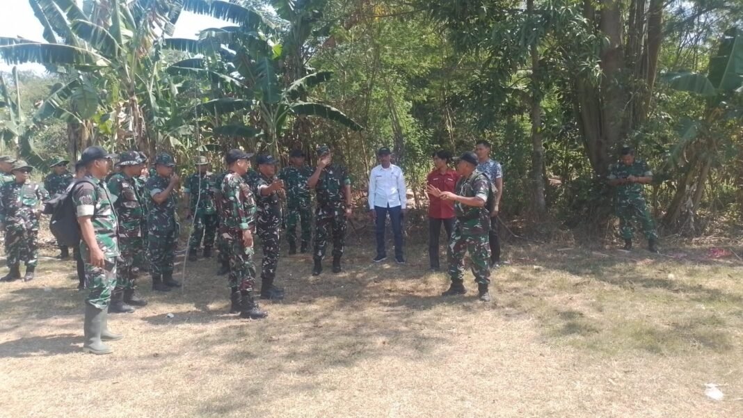 Dandim 0620 Cirebon Mengawasi Progres TMMD di Desa Luwung Kencana