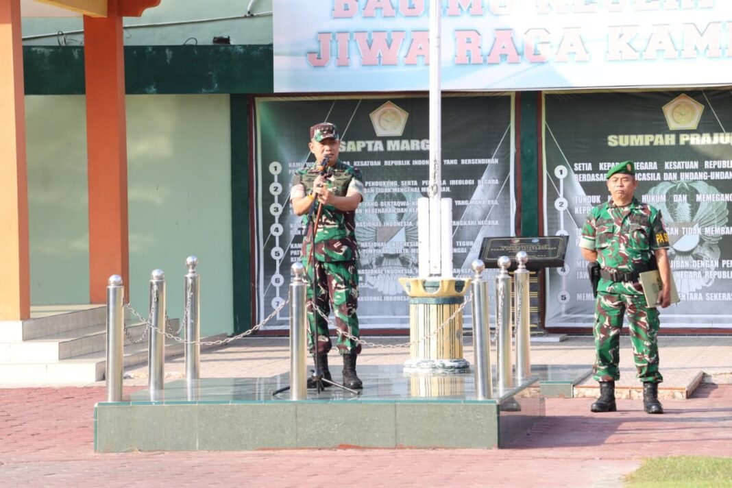 Letkol Inf Deni Suryo Ajak Prajurit Kodim Lamongan Tumbohkan Semangat Kerja