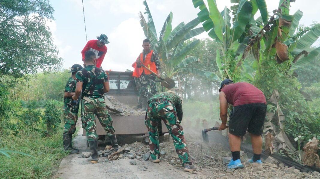 Pembangunan TMMD Ke-129: Fokus pada Peningkatan Jalan di Desa Bandar Raya