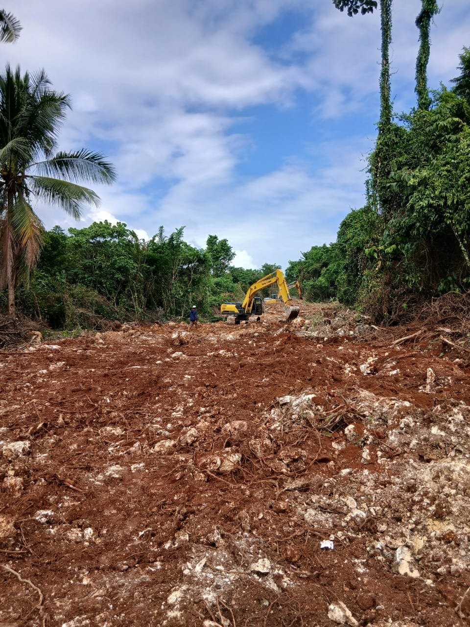 Peran Aktif Masyarakat dalam TMMD Ke-129 di Kepulauan Umbele
