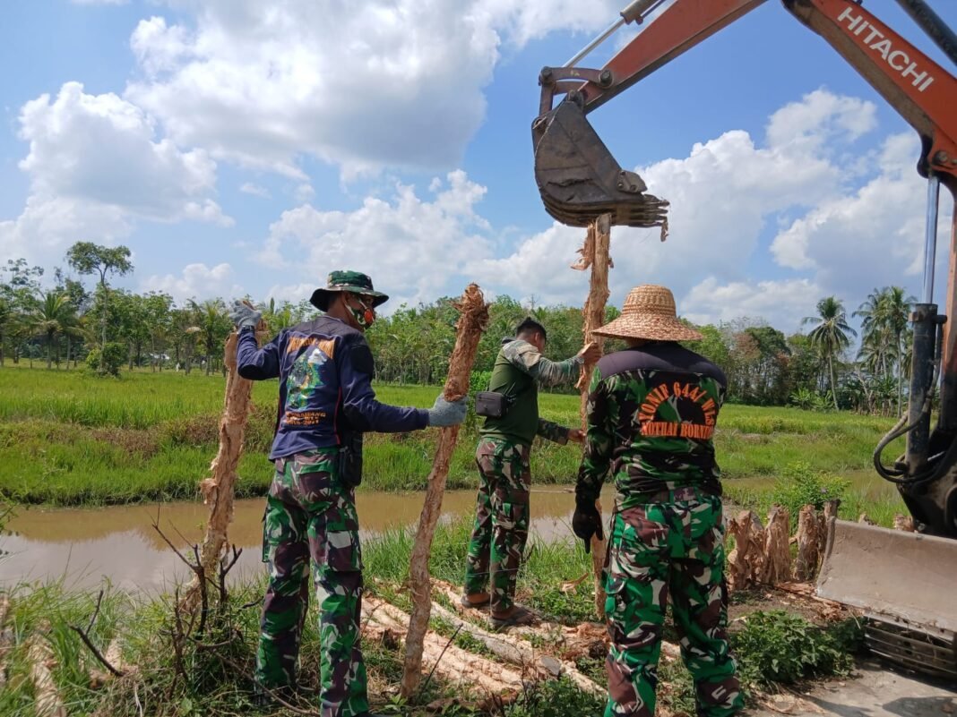Satgas TMMD Ke-129 Mempercepat Proyek Jalan di Desa Bandaraya