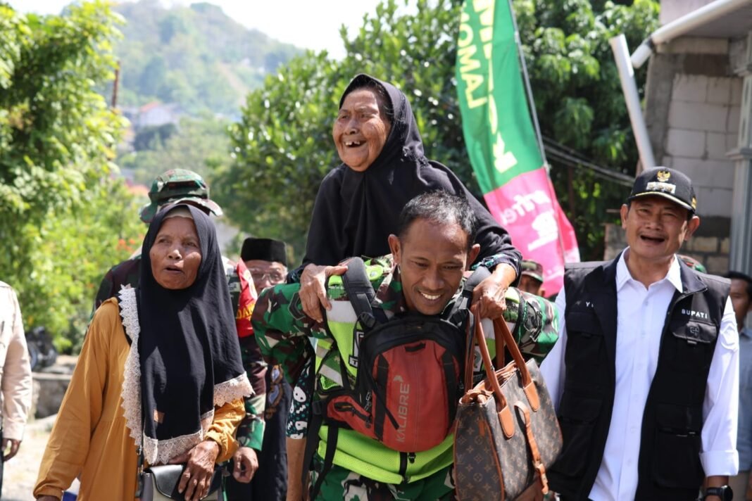 TMMD 129: Sebuah Aksi Humanis dari Satgas Kodim Lamongan untuk Mbah Suli