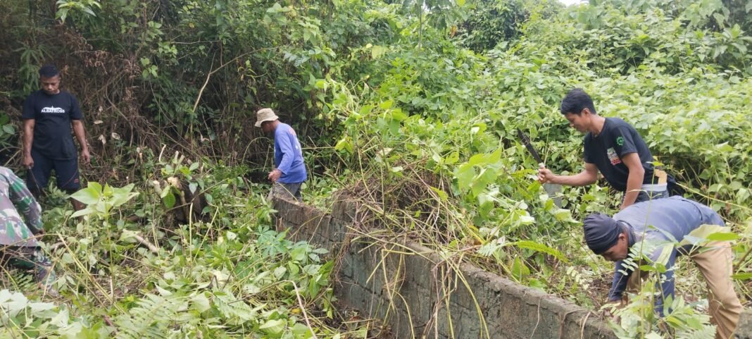 Dukungan Warga Terhadap Satgas TMMD 129 dalam Perintisan Jalur Jalan