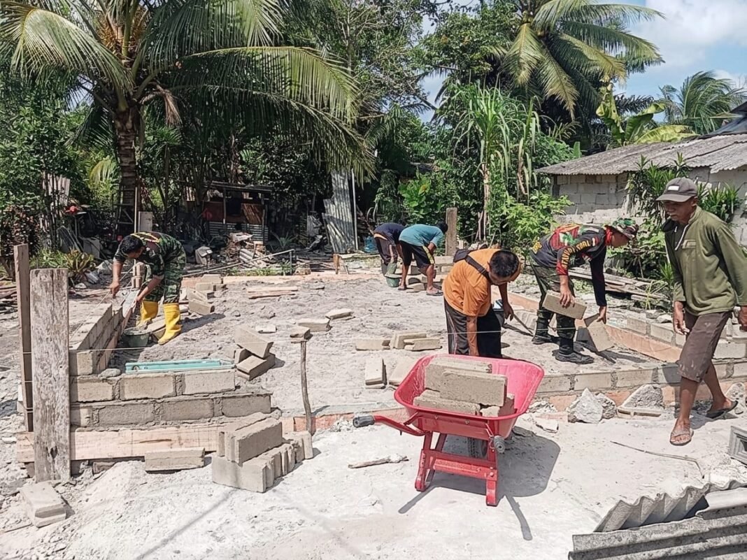 Wujudkan Rumah Layak Huni, Satgas TMMD Kodim 0413/Bangka Kebut Pondasi Rumah Warga Deniang