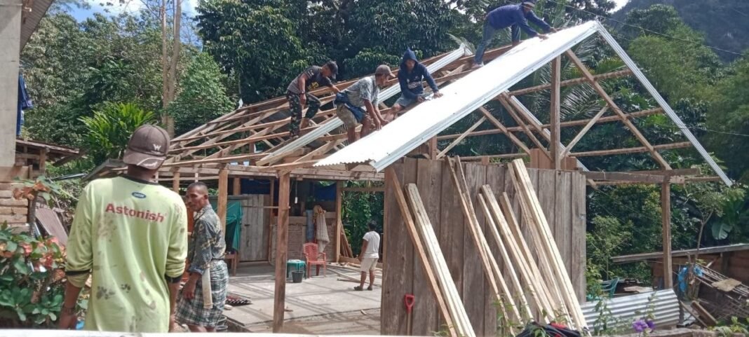 Satgas TMMD Ke-129 Kodim 1407/Bone Lanjutkan Penyelesaian RTLH