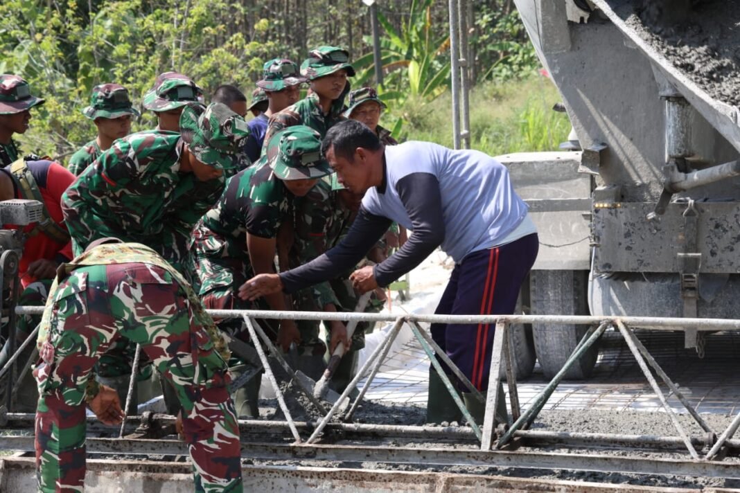 Efisiensi Pembangunan Jalan melalui Inovasi Satgas TMMD Ke-129