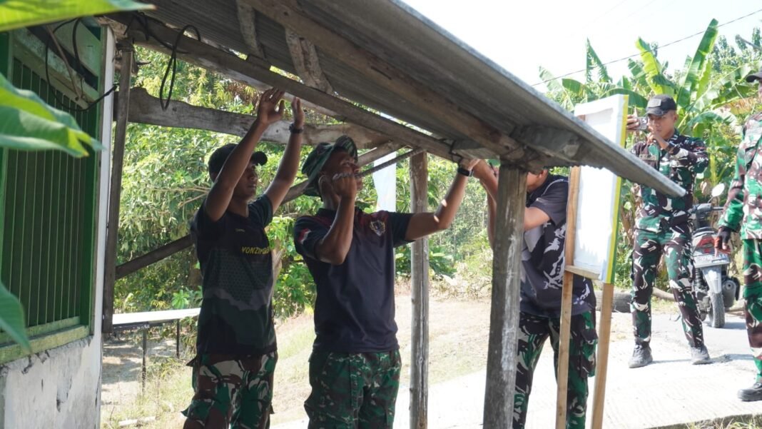 Inisiatif Satgas TMMD Ke-129: Revitalisasi Poskamling di Desa Tlemang