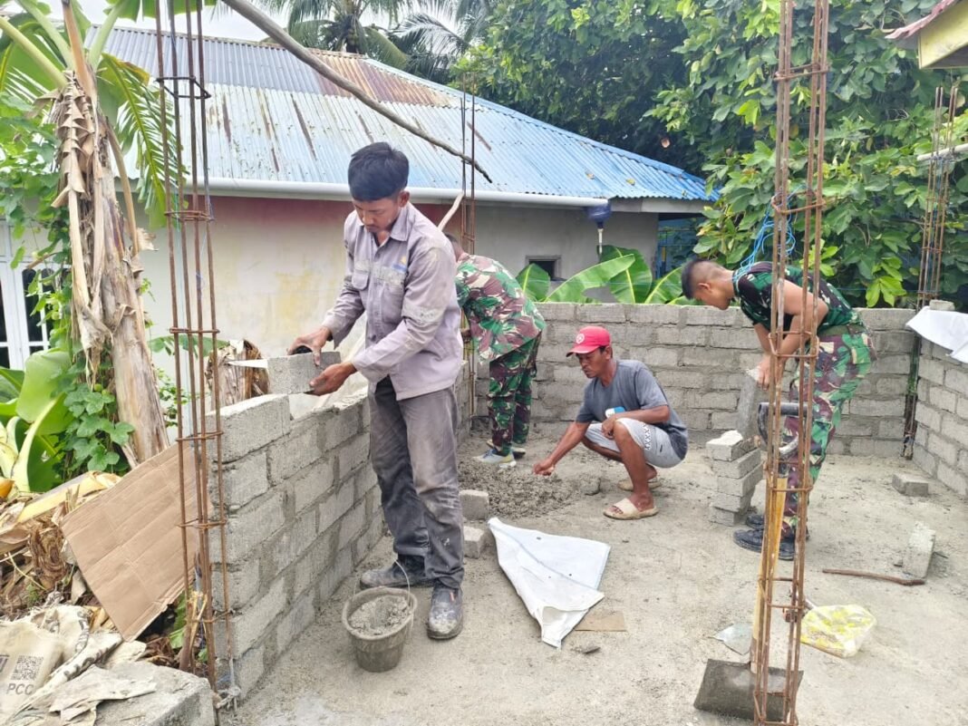 Kegiatan Pemasangan Dinding oleh Satgas TMMD dan Warga di Masjid Quba