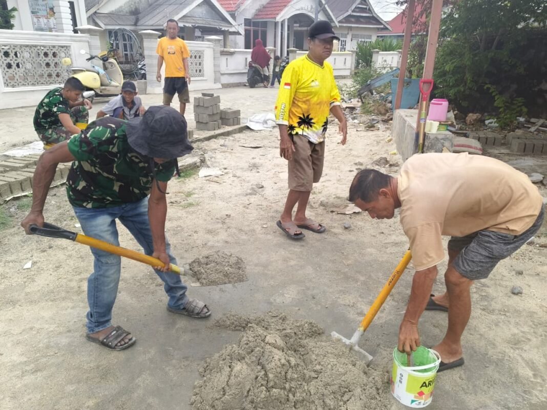 Keberhasilan Pencetakan Batako MCK Masjid Quba Berkat Kerjasama Kompak