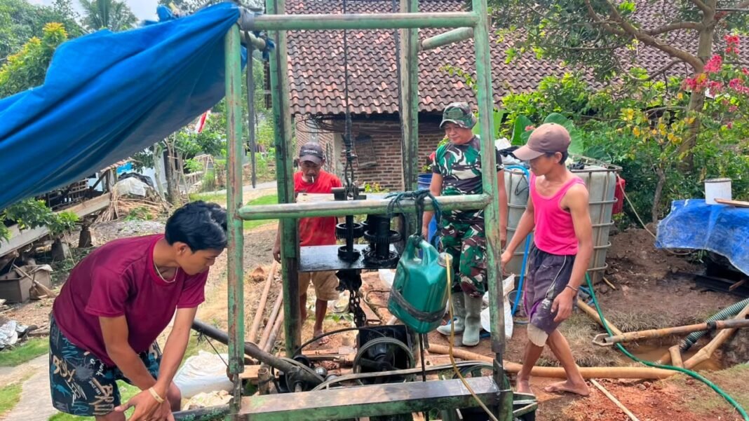 Selain Air Bersih, Satgas TMMD ke-129 Kodim 0410/KBL Perkuat Sanitasi Masyarakat melalui Pembangunan MCK