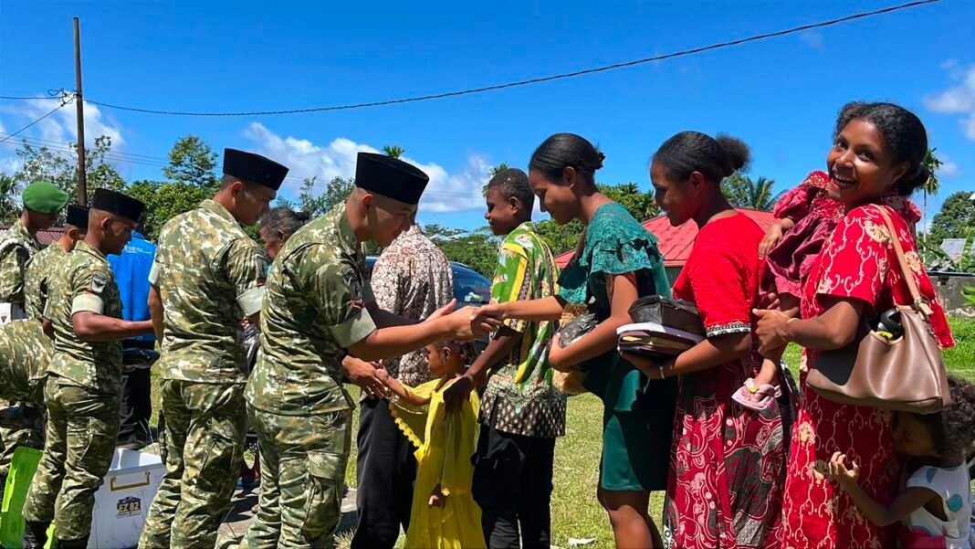 Bakti Sosial TNI: Membangun Toleransi di Masyarakat Supiori