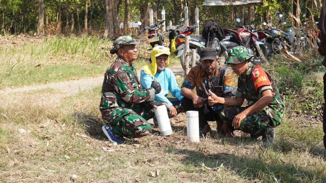 TNI Dukung Petani Jagung di Desa Tlemang Lewat Program TMMD 129