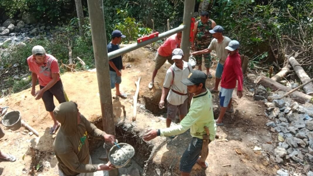 Satgas TMMD Ke-129 Kodim 1407/Bone Tingkatkan Pembangunan Jembatan Gantung di Desa Patukku
